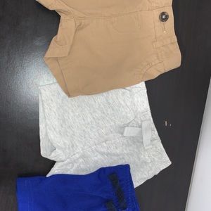 (0-3 months) baby boy shorts(3/$15)